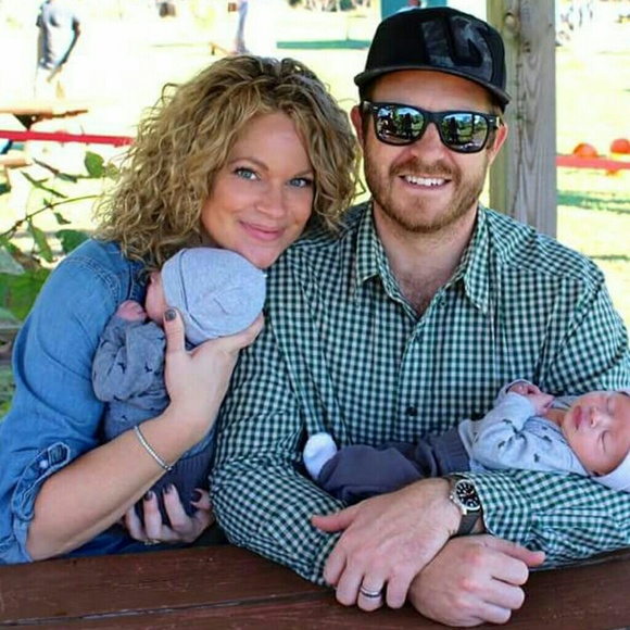 ⭐️ Meet Tara your Posh Affiliate Ambassador ⭐️ - Picture 3 of 8